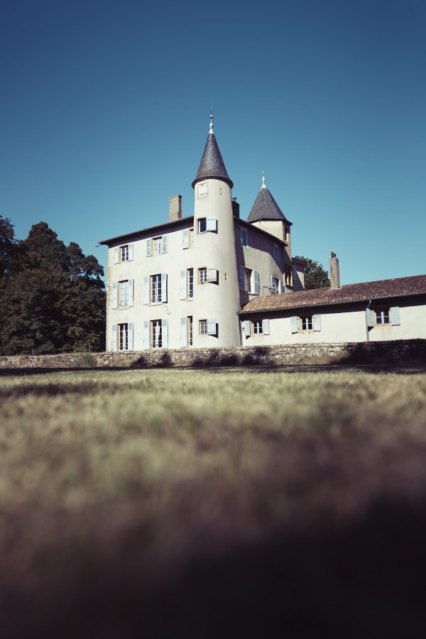 Château de la Terrière property